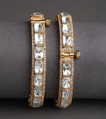Deepa Bangles